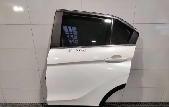 Mitsubishi Eclipse Cross Rear door 