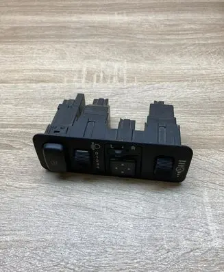 Mitsubishi Space Star Wing mirror switch MR740608 MR270319
