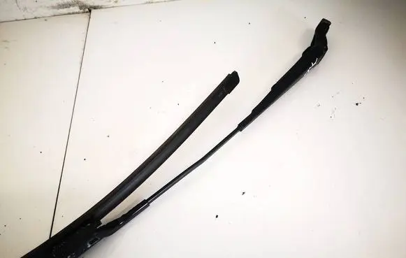 Skoda Roomster (5J) Front wiper blade arm 5j1955409b
