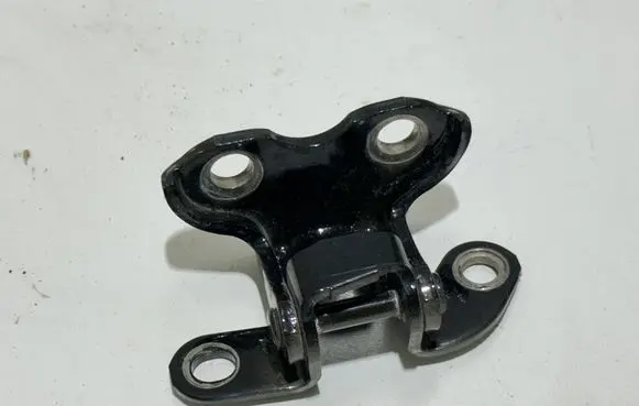 Toyota Highlander XU70 Rear door upper hinge