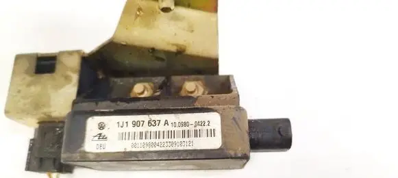 Volkswagen Golf IV ESP acceleration yaw rate sensor 1J0907657A 10098000311