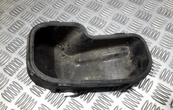 Ford Focus C-MAX Headlight/headlamp dust cover 270610rh