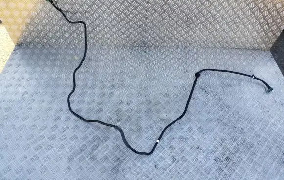 Volvo XC60 Engine coolant pipe/hose 31432845
