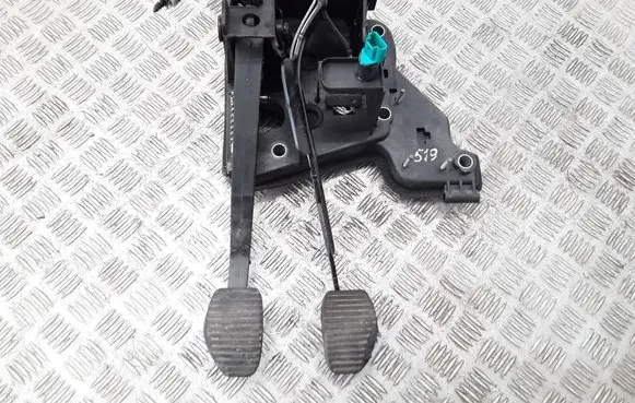 Citroen C5 Pedal assembly 9654751080