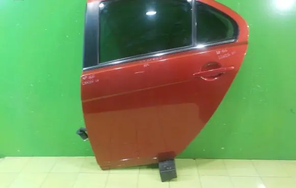 Mitsubishi Lancer VIII Rear door LEWE