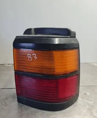 Volkswagen PASSAT B3 Rear/tail lights 3B3945112 3B9945112