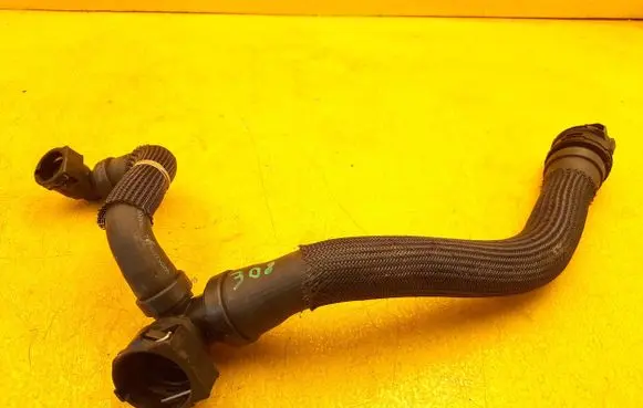 Peugeot 308 Engine coolant pipe/hose
