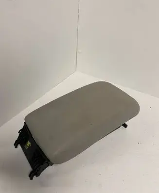 Mercedes-Benz C W203 Armrest E037612023