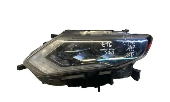 Nissan X-Trail T32 Headlight/headlamp