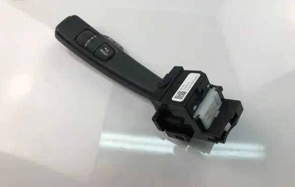Volvo V40 Indicator stalk 31456045