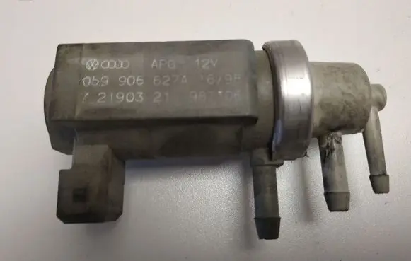 Audi A6 S6 C5 4B Turbo solenoid valve 059906627