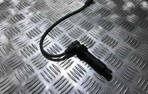 Opel Vectra A Ignition plug leads 3808 0311