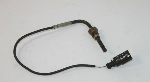Audi A8 S8 D3 4E Exhaust gas temperature sensor 059906088A