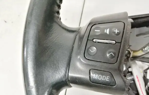 Lexus GS 300 350 430 450H Steering wheel buttons/switches 