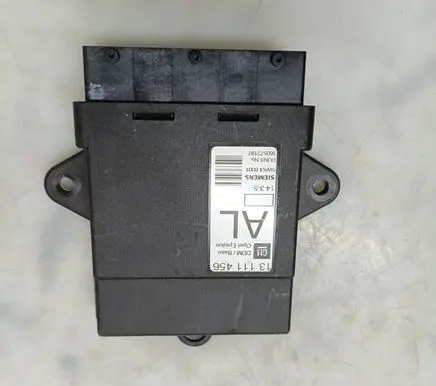 Opel Vectra C Door control unit/module 13111456 360572197 5WK46001
