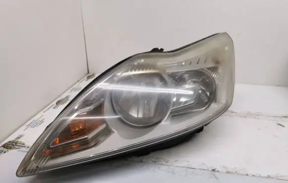 Ford Focus Headlight/headlamp 0077R00 11802 8M5113W030AE