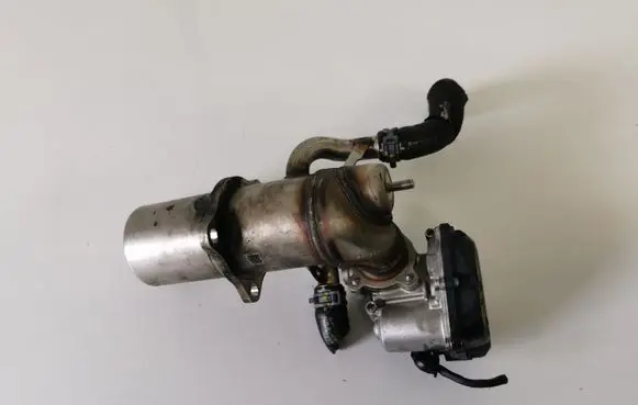 Audi A6 S6 C7 4G EGR valve cooler 04L131512A