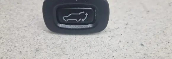 Mitsubishi Outlander Tailgate opening switch 6H04