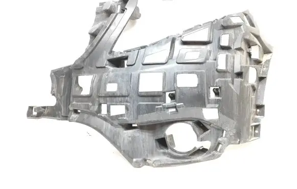 Mercedes-Benz Vito Viano W447 Front bumper mounting bracket A4478800216 A145218 A478850216