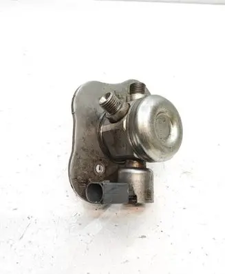 BMW 1 E82 E88 Fuel injection high pressure pump 7562473 0261520041 1001047515
