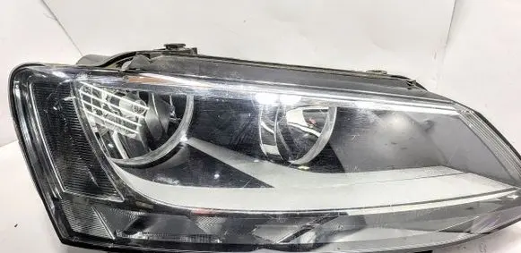 Volkswagen Jetta VI Headlight/headlamp 1EL01039502