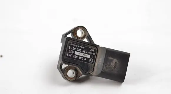 Audi A6 S6 C6 4F Air pressure sensor 0281002399 038906051B