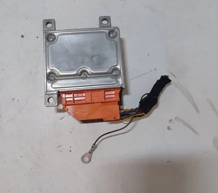 BMW 5 E39 Airbag control unit/module 65778369023 13176801 019613