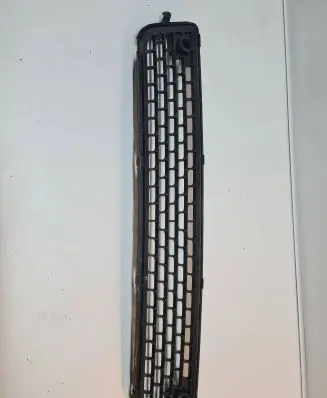 Volvo V70 Front bumper lower grill 30763113 30678636