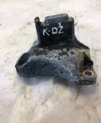 Opel Grandland X Gearbox mounting bracket 7357r01