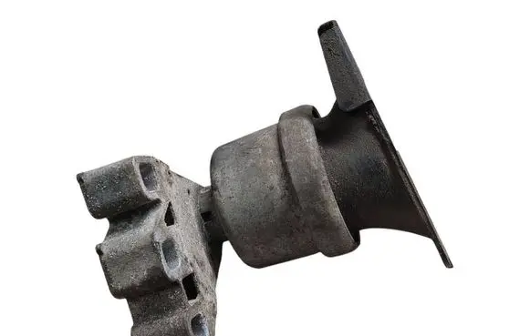 Volkswagen Transporter - Caravelle T5 Engine mount bracket 7E0199256J