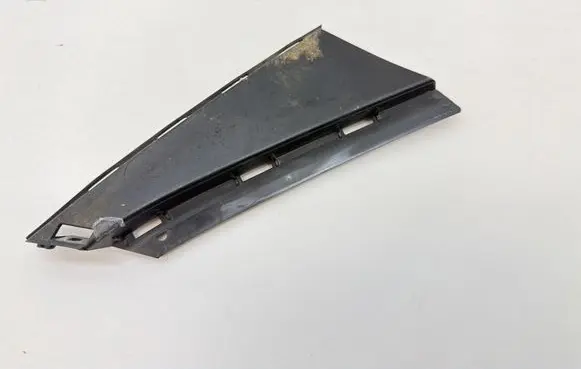 Mercedes-Benz CLA C117 X117 W117 Front bumper mounting bracket A1178850300