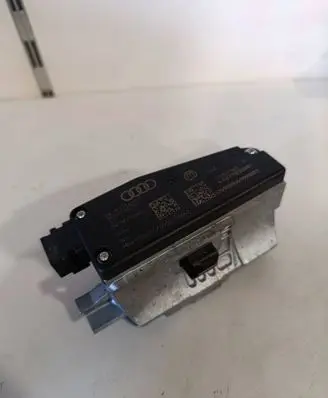 Audi A4 S4 B8 8K Steering wheel lock 8K0905852D