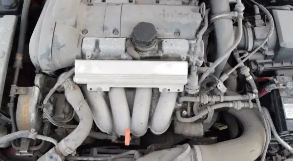 Volvo S40, V40 Engine B4204T2