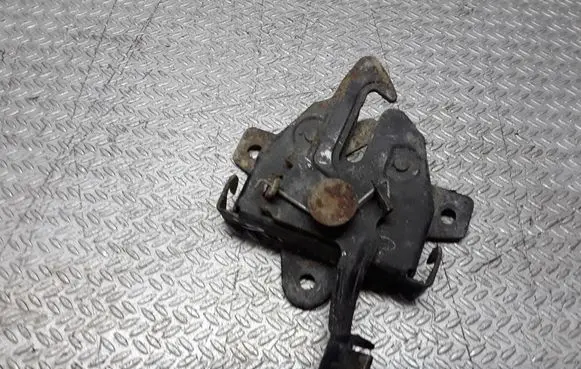 Hyundai Santa Fe Engine bonnet/hood lock/catch