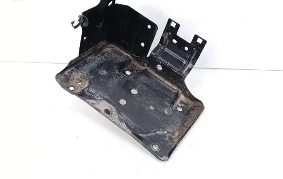 Nissan Leaf I (ZE0) Battery tray 26713C
