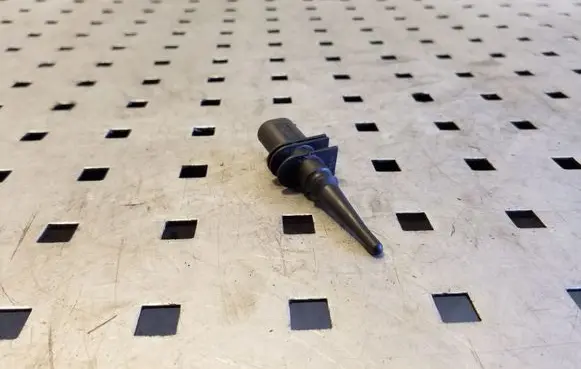 BMW X1 E84 Outside/exterior temperature sensor 65816936953 6936953