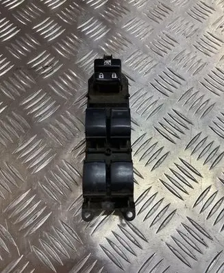 Toyota Prius (XW30) Electric window control switch 8404033080 4101X99