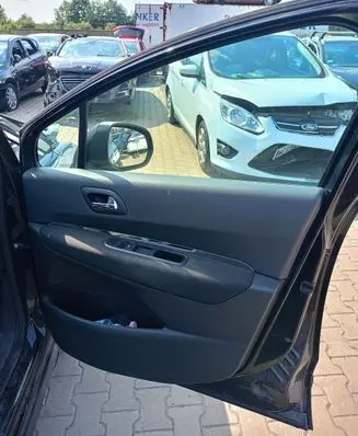 Peugeot 3008 I Rear door card trim 
