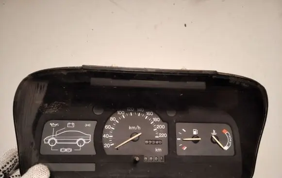 Ford Escort Speedometer (instrument cluster)