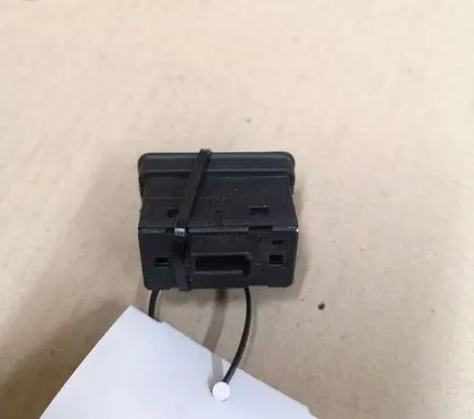 BMW 5 E39 Electric window control switch 8368974
