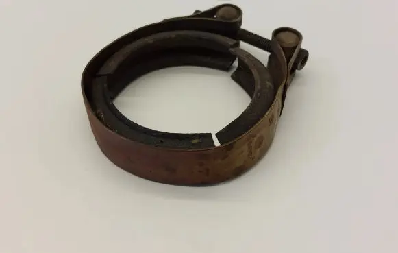 Volkswagen PASSAT B8 Muffler pipe connector clamp 1K0253725