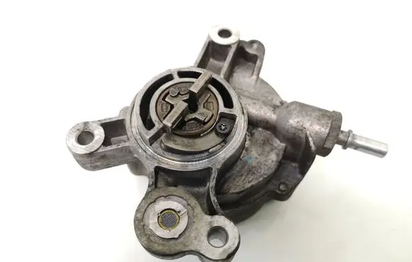 Peugeot 607 Vacuum pump D1651A 19100
