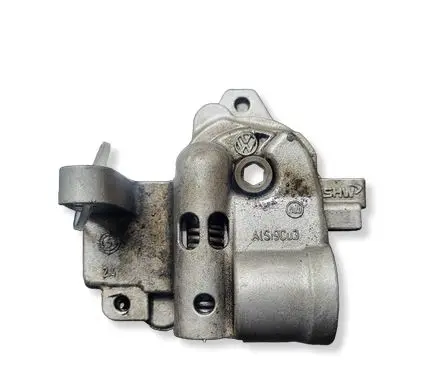 Volkswagen PASSAT B6 Oil pump 03G115105C