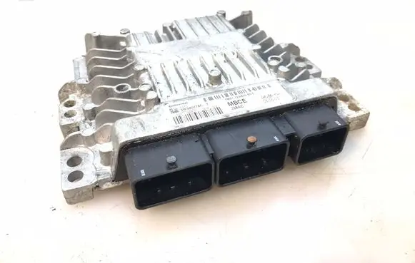 Ford Focus Engine control unit/module 7M5112A650BCE K1318