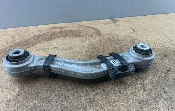 BMW 5 GT F07 Rear control arm 33326779851 6779851 33324069469