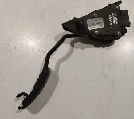 Renault Laguna II Accelerator throttle pedal 8200002905