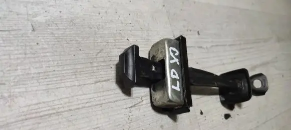 BMW X3 F25 Front door check strap stopper