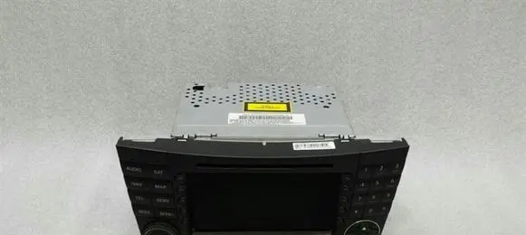 Mercedes-Benz CLS AMG C219 Radio/CD/DVD/GPS head unit A2118704889