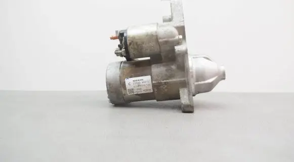 Nissan Juke I F15 Starter motor 23300EE01C