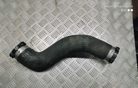 Mercedes-Benz E W212 Intercooler hose/pipe A2045282182